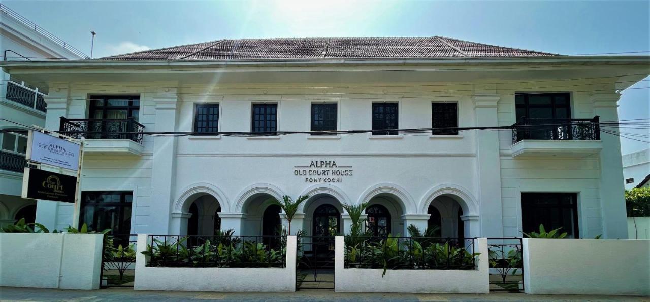 Alpha Old Court House Hotel Kochi Exterior photo