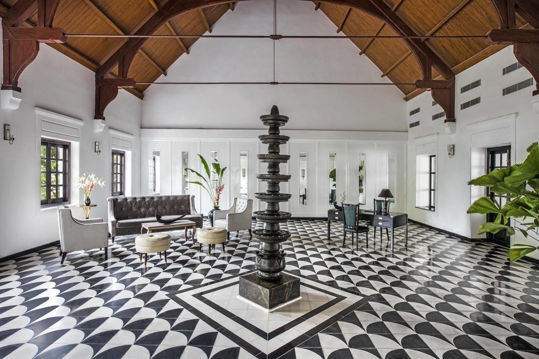 Alpha Old Court House Hotel Kochi Exterior photo