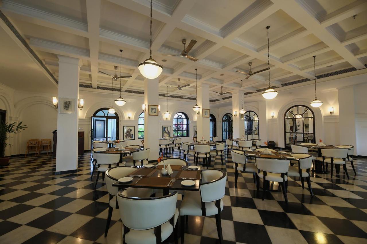 Alpha Old Court House Hotel Kochi Exterior photo
