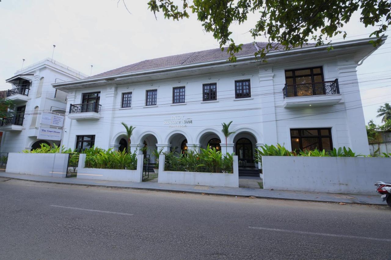 Alpha Old Court House Hotel Kochi Exterior photo