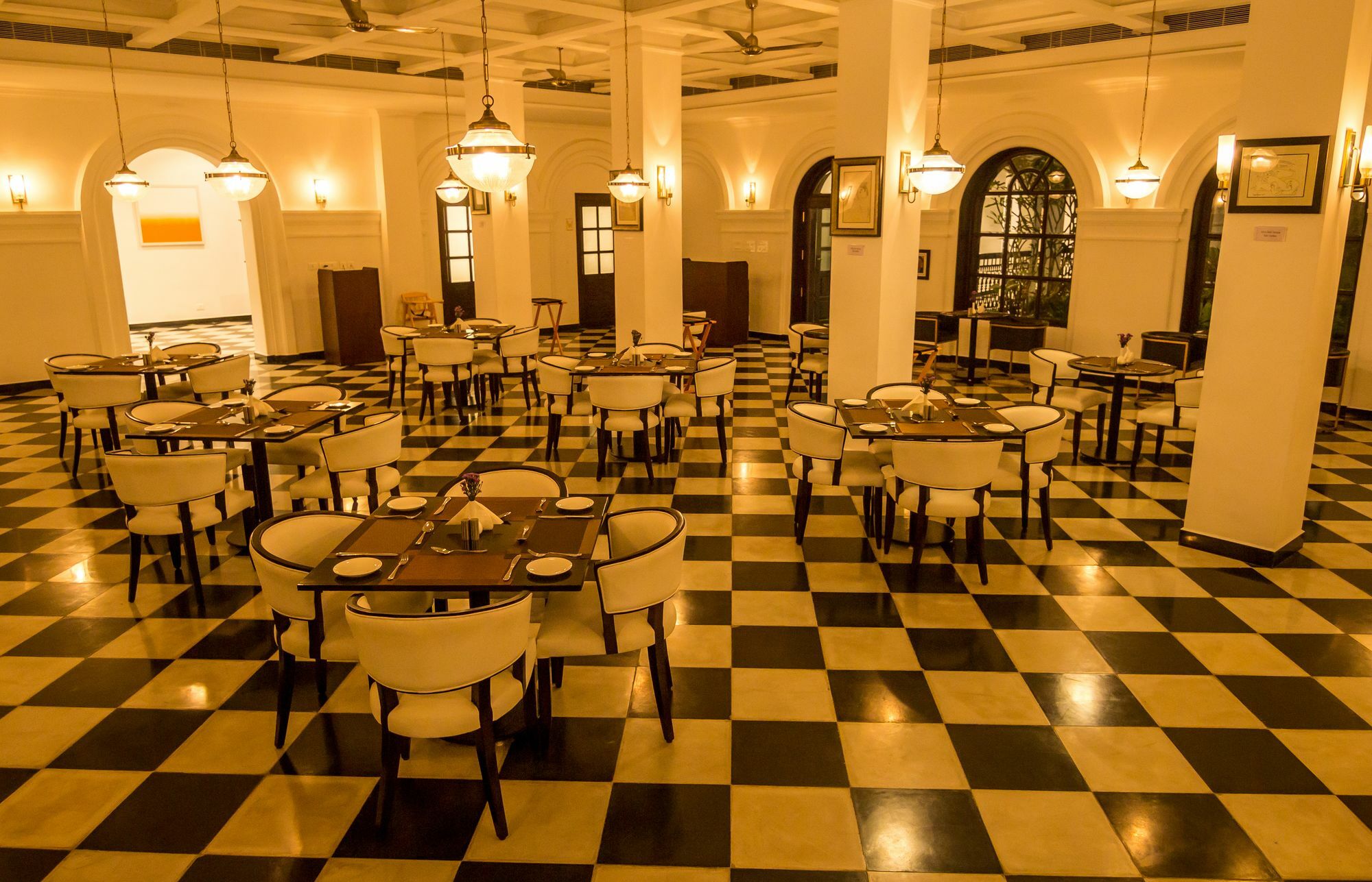 Alpha Old Court House Hotel Kochi Exterior photo